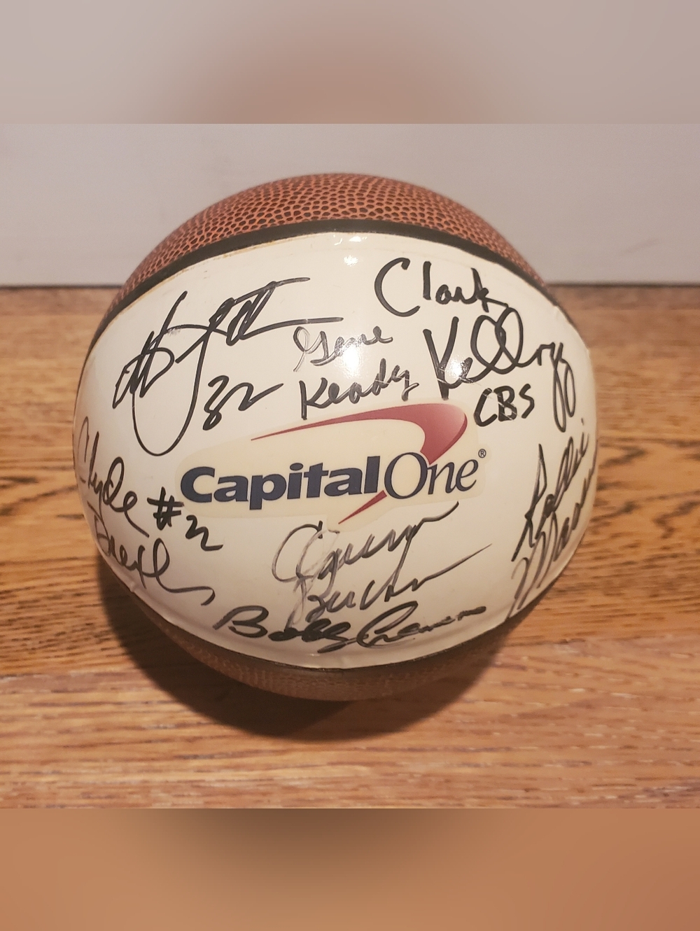 NCAA - Final Four - 2015 - Autographed Basketball - Christian Laettner / Clyde